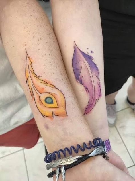 Rakan And Xayah, First Tattoos, Gothic Tattoos, Feminine Skull Tattoos, Gamer Tattoos, Xayah And Rakan, Gothic Tattoo, Discreet Tattoos, Bright Ideas