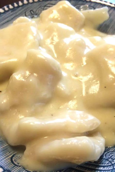 Cracker Barrel Dumplings ~ Copy Cat Cracker Barrel Dumplings Recipe, Cracker Barrel Dumplings, Cracker Barrel Chicken And Dumplings Recipe, Football Food Appetizers, Chicken Soup Base, Cracker Barrel Chicken, Cracker Barrel Recipes, Dumpling Dough, Chicken Dumplings