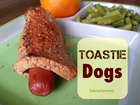 Toastie Dogs Wrapped Hot Dogs, Top Secret Recipes, Bread Toast, Bread Roll, Quick Lunch, Piece Of Bread, Quick Lunches, Dog Recipes, Easy Food