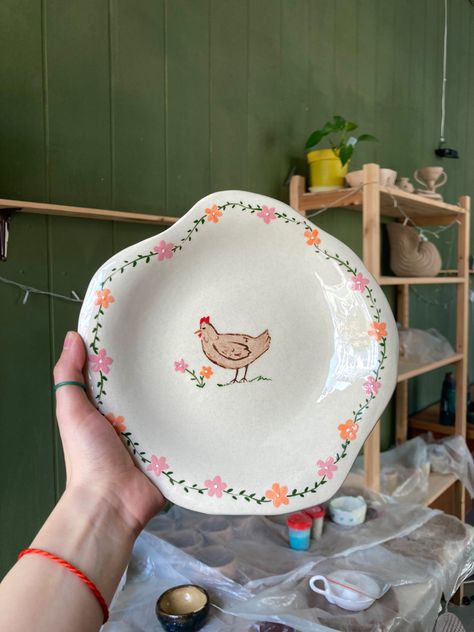 #handmade #ceramics Chicken Pottery Painting, Handmade Ceramic Plate, Ceramic Plates Designs Ideas, Ceramic Cafe, Painted Ceramic Plates, Diy Pottery Painting, Handmade Ceramics Plates, Paint Your Own Pottery, Cerámica Ideas