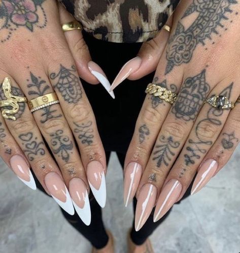 Hand And Finger Tattoos, Hand Tattoos For Women, Hannah Montana, Nagel Inspo, Best Of Both Worlds, Fire Nails, Dream Nails, Pretty Acrylic Nails, Dope Nails