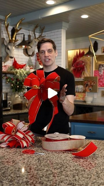 Farmshenanigans Wesley Turner on Instagram: "It’s Bow Season!!! Here’s Two Super Simple Bows I Promise You Can Make With My Simple Tips! Are You Good At Making Bows Already? Or Have You Always Struggled With Them?. . . . . #bowmaking #bowtutorial #howtomakeabow #diychristmasdecor #christmasdecor #holidaydecor #bow" How To Do Christmas Bows, How To Make A Mailbox Bow, How To Make Gift Bows With Ribbon, Bows For Wreaths Tutorial, Make Bow For Wreath, How To Make A Big Bow For A Wreath, Making Bows For Wreaths Easy Diy, Making Bows With Wired Ribbon, Mailbox Bows Diy How To Make