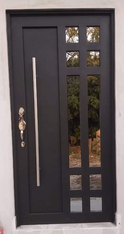 Aluminium Door Design, درابزين السلم, Porte In Ferro, Window Grill Design Modern, House Main Door, Modern Entrance Door, House Main Door Design, House Main Gates Design, Metal Doors Design