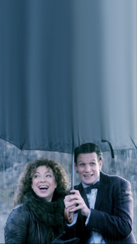 Doctor And River Song, Doctor And River, Academia Aesthetic Outfit Men, Doctor Who Wallpaper, Academia Aesthetic Outfit, Alex Kingston, Hello Sweetie, Aesthetic Outfits Men, 10th Doctor