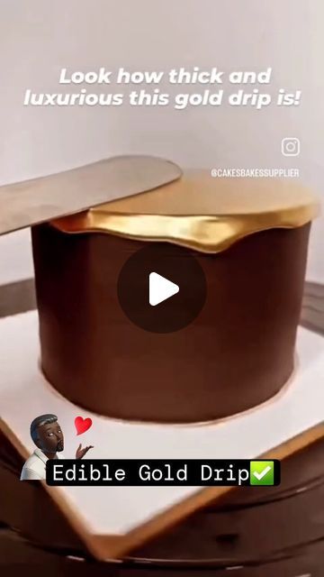 Gold Cake Decorating Ideas, Gold Drip Recipe, Gold Dripping Cake, Golden Drip Cake, Frosting Drip, Edible Glitter Sugar, Stiff Buttercream Frosting Recipe, Gold Icing, Gold Drip Cake