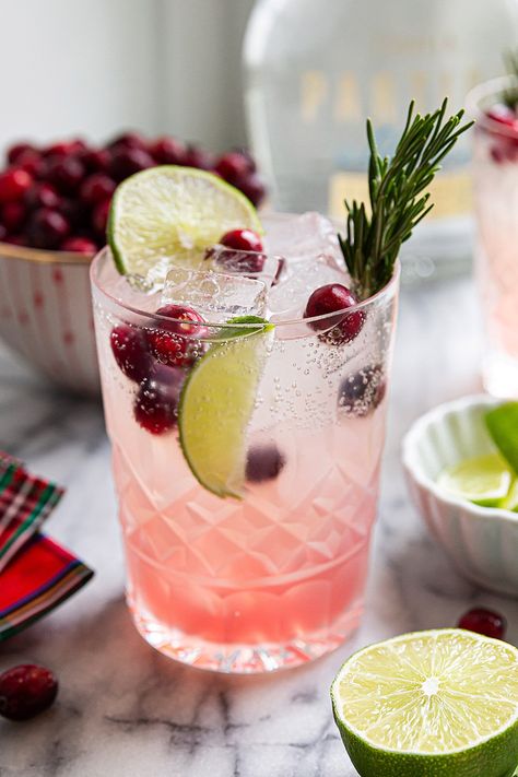 Christmas Ranch Water Holiday Ranch Water, Christmas Ranch Water, Cranberry Ranch Water, Holiday Punch With Tequila, Canada Dry Cocktails, Christmas Flavored Water, Ranch Water Cocktail Recipe, Ranch Water Cocktail, Sparkling Water Cocktail