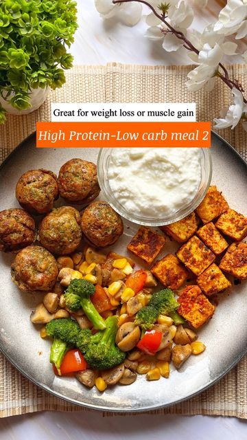 Low Carb High Protein Vegetarian Recipes, Dinner Bakes, Healthy Indian Snacks, Sautéed Veggies, High Protein Vegetarian Recipes, Low Carb Meal, High Protein Low Carb Recipes, Vegetarian Indian, My Plate