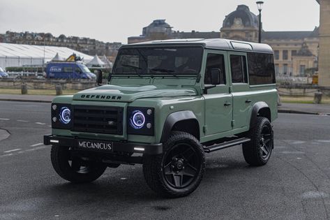 2000 Land Rover Defender - 110 TD5 Pirelli Tires, 20 Wheels, Beige Interior, Land Rover Defender 110, Defender 90, Defender 110, French Army, Sell Car, Air Conditioning System