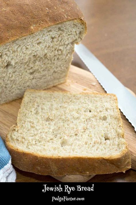 Jewish Rye Bread is easy to make with your bread machine, and tastes like the real thing. It's wonderful for toast or sandwiches. Homemade Honey Wheat Bread, Bran Bread Recipe, Honey Bread Recipe, Jewish Rye Bread, Bran Bread, Jenny Can Cook, Bread Bread Machine, Maple Oatmeal, Honey Wheat Bread