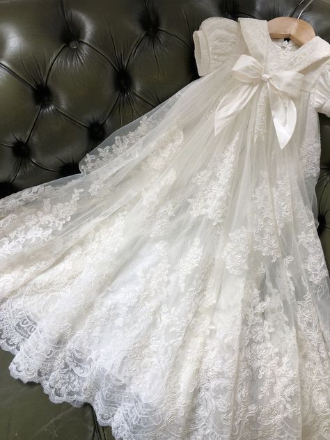 Baptismal Gown From Wedding Dress, Christening Gown From Wedding Dress, Christening Gowns Baby Girl, Baptism Gown Boy, Recycle Wedding Dress, Baby Blessing Dress, Baby Christening Dress, Christening Outfits, Baby Christening Gowns