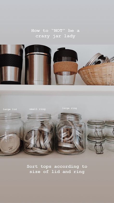 Sustainable Kitchen Organization, Low Waste Kitchen, Plastic Free Kitchen Organization, Utilitarian Home, Plastic Free Kitchen, Waste Free Living, Environmentally Friendly Living, House Organisation, Zero Waste Kitchen