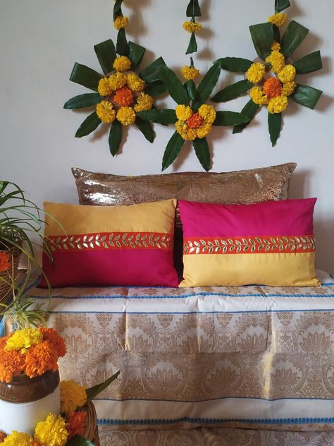 Let's deck up our home for Diwali - Eco-friendly decor that reduces the use of plastic and saves nature - Usage of flora fauna is trending these days - These fresh marigold spreads aromatic fragrance and brightens our homes - Stays fresh for atleast 7-10 days - Also, once festival is over, dry them and use as manure to your plants Happy Decorating! Diwali Design, Journal Lettering, Save Nature, Diwali Decor, Lettering Ideas, Diwali Decoration, Eco Friendly Decor, Use Of Plastic, Flora Fauna