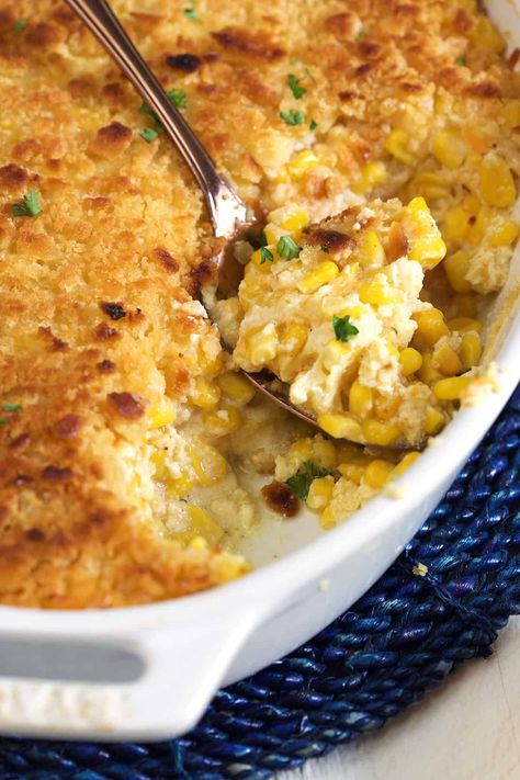 Corn Casserole Easy, Scalloped Corn Casserole, Easy Vegetable Side Dish, Sweet Corn Casserole, Scalloped Oysters, Scalloped Corn, Pork Stew Recipes, Corn Recipes Side Dishes, Corn Side Dish