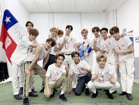 #SMTOWN in Chile ~ #NCT Nct Johnny, Mark Nct, Korean Idol, A Group, Chanyeol, Nct 127, Nct Dream, Superman, Just In Case