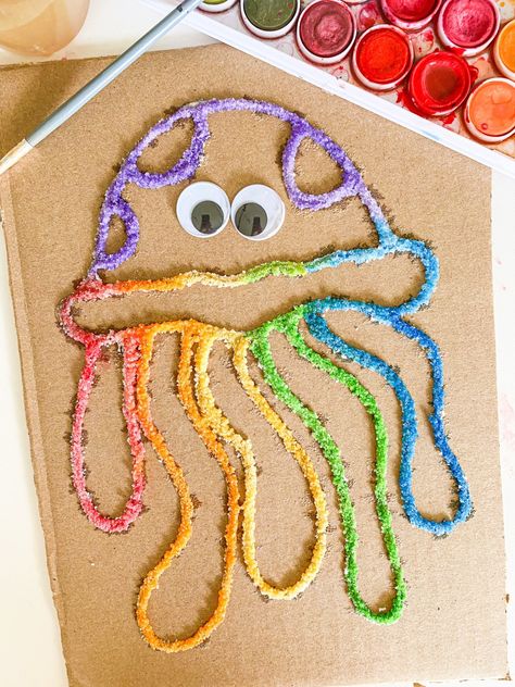 Jellyfish Crafts, Salt Art, Octopus Crafts, Salt Painting, Jellyfish Craft, Hanging Craft Ideas, Insect Crafts, Hanging Craft, Sea Crafts