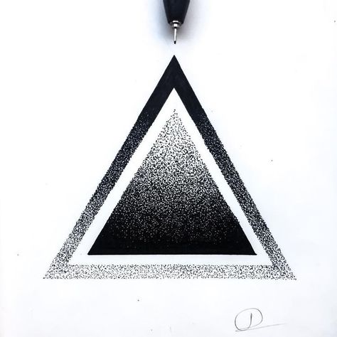 Geometric Dotwork, Geometric Art Tattoo, Geometric Line Tattoo, Black Art Tattoo, Dotted Drawings, Tattoo Dotwork, Kunst Tattoos, Stippling Art, Triangle Tattoos