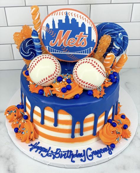 Mets Cake Ideas, Ny Mets Birthday Party, Mets Baseball Cake, Mets Cake, Dodgers Cake, Baseball Cake, Mets Baseball, Ny Mets, Treat Ideas