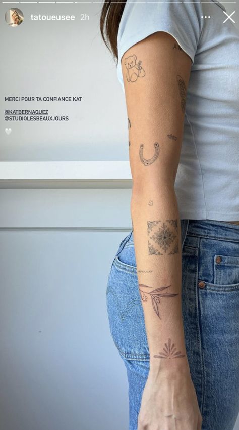 Aesthetic Small Tattoos, Small Tattoos Matching, Simple Meaningful Tattoos, Tattoo Ideas Couple, Tattoo Ideas Aesthetic, Above Elbow Tattoo, Tattoo Ideas Minimalist, Resilience Tattoo, Women's Tattoos