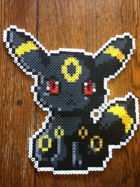 Umbreon - perler beads by EeveePower.deviantart.com on @deviantART Hama Beads Pokemon, Umbreon Pokemon, Ewolucje Eevee, Hama Mini, Pokemon Bead, Pixel Art Pokemon, Pokemon Perler Beads, Nerd Crafts, Melty Bead Patterns