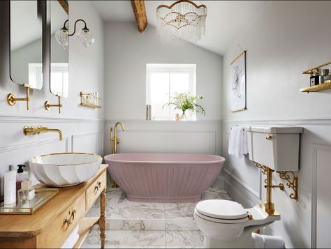 In the age of self-care, it’s no wonder that bathrooms are getting their own luxury makeovers. These days, a simple washroom just won’t do. Bathrooms have evolved beyond functional spaces and into something else entirely—something that makes a statement. Statement Bathroom, Attic Bathroom Ideas, Traditional Bathroom Designs, Beautiful Bathroom Designs, Bath Inspiration, Pink Baths, Attic Bathroom, Freestanding Bath, Gorgeous Bathroom