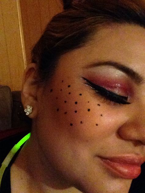 My ladybug makeup for Halloween! Glitter, ladybug spots, and winged liner :) Ladybug Eye Makeup, Ladybug Makeup Halloween, Ladybird Makeup, Ladybug Halloween Makeup, Ladybug Costume Makeup, Ladybug Makeup Women, Ladybug Makeup, Lady Bug Makeup, Ladybug Face Paint