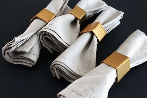 Napkin Ring Ideas, Paper Napkin Folding Ideas, Duct Tape Diy, Napkin Folding Ideas, Holiday Napkin Rings, Thanksgiving Napkin Rings, Rustic Napkin Rings, Paper Napkin Folding, Gold Napkin Rings