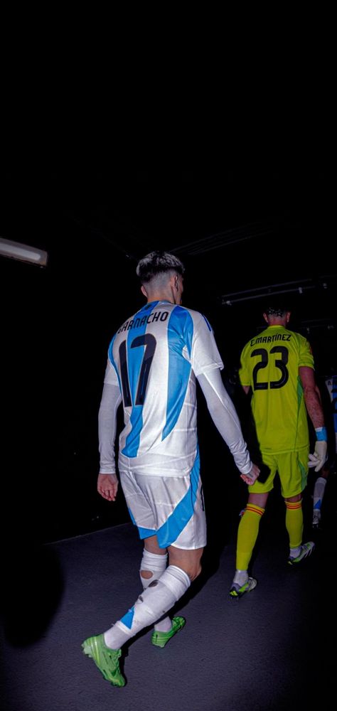 Alejandro Garnacho Argentina Wallpaper Argentina Wallpaper, Soccer Wallpapers, Football Drip, Genos Wallpaper, Football Players Photos, Argentina National Team, Soccer Art, Football Boyfriend, Don't Look Back