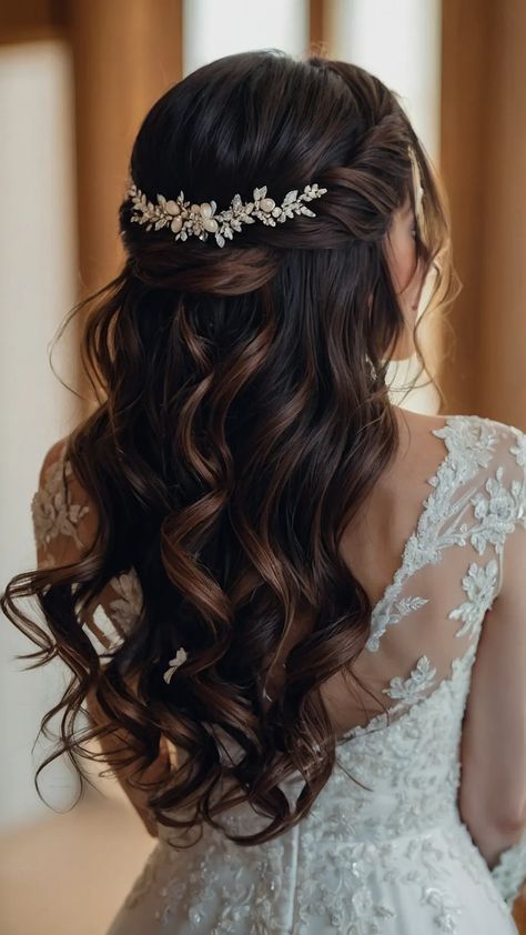 Top 15 Half Up Half Down Wedding Hairstyles: The Elegant Bride's Guide - TecArticles Simple Bride Hairstyles, Bridal Hair Half Up Half Down, Half Up Half Down Short Hair, Trendy Bangs, Bridal Hair Down, Bridal Hair Veil, Wedding Hair Half, Down Wedding Hairstyles, Wedding Updos