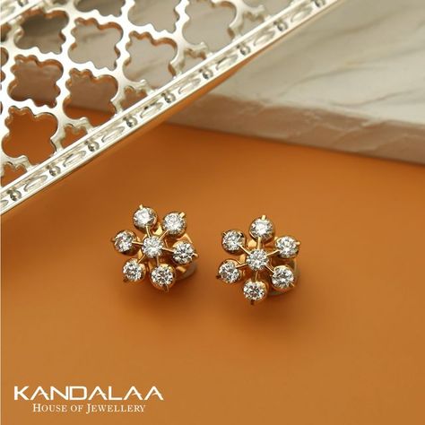 Kandalaa - House of Jewellery on Instagram Diamond Ear Rings, Antique Gold Earrings, Diamond Bracelet Design, Gold Jewellry, Diamond Earrings Design, Diamond Wedding Jewelry, Fancy Jewellery Designs, Earrings Design, Diamond Earring