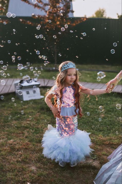 Mermaid party, mermaid decorations, under the sea Mermaid Photoshoot Kids, Under The Sea Photoshoot, Lifestyle Influencer Content, Mermaid Decorations, Mermaid Photoshoot, Lifestyle Influencer, Mermaid Decor, Posing Ideas, Mermaid Party