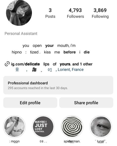 Profile Settings, Rp Ideas, Caroline Forbes, Instagram Feed Ideas, Instagram Bio, Instagram Inspo, Instagram Aesthetic, Instagram Feed, Anime