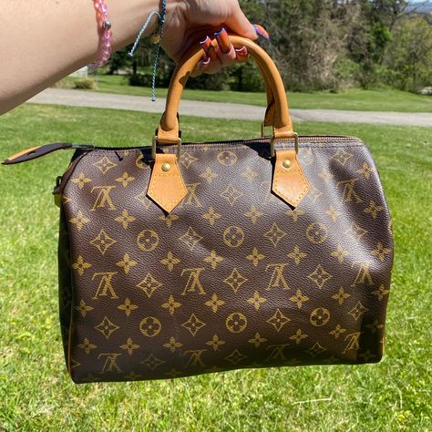 Louis Vuitton Speedy 30 Outfit, Louis Vuitton Speedy 25 Outfits, Speedy 30 Outfit, African Castle, Speedy 25 Outfit, Louis Vuitton Speedy Outfit, Louis Vuitton Strap, Fountain Grass, Lv Speedy