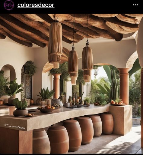 Modern Mexican Hacienda, Mexican Home Decor Modern, Modern Mexican Living Room, Mexican Living Room, Southwest House, Neoclassical House, Living Room Wall Decoration, Boho Apartments, Artisan Decor