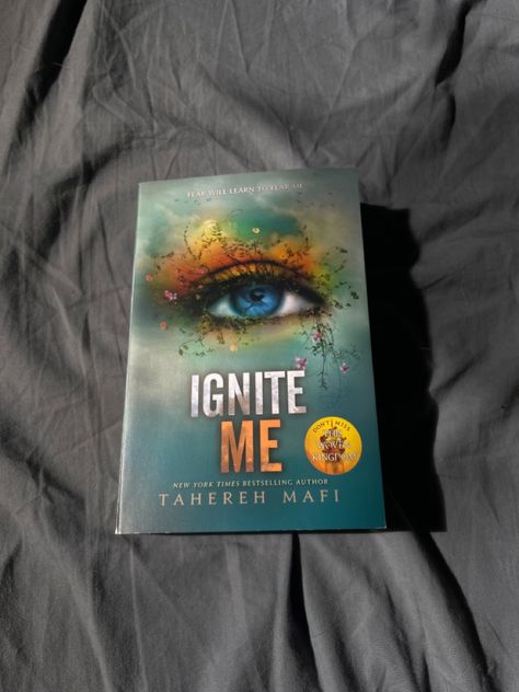 Ignite Me, Tahereh Mafi, Shatter Me Series, Shatter Me, Roman Empire, Bestselling Author, New York Times, Online Shopping, Art Drawings