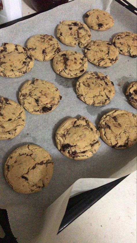 Starbucks Cookies, Jelly Doughnuts, Healthy Lifestyle Food, Sweet Cookies, Xmas Cookies, Christmas Chocolate, Food Snapchat, Fake Story, Pretty Food