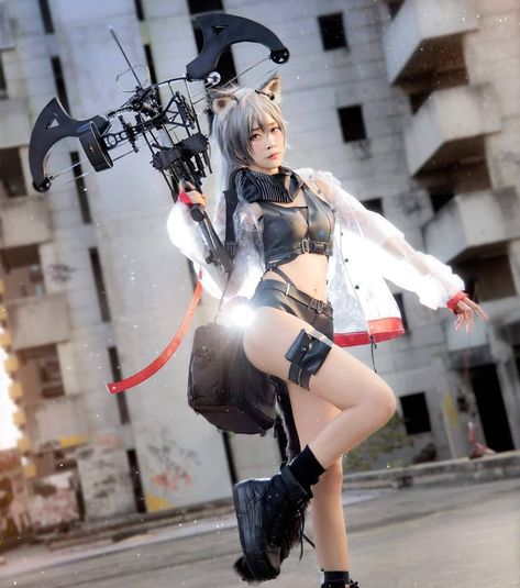 Arknights Cosplay, Crossbow, Hold On, I Can, Dress Up, Instagram Photo, Feelings, Instagram