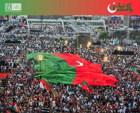 #NayaPakistan #Pakistan #Lahore #PTIJalsa Imran Khan Jalsa Pics, Pti Logo, Pti Flag, Pti Jalsa, Pti Pakistan, Imran Khan Video, Imran Khan Pic, Imran Khan Photos, Faces Photography