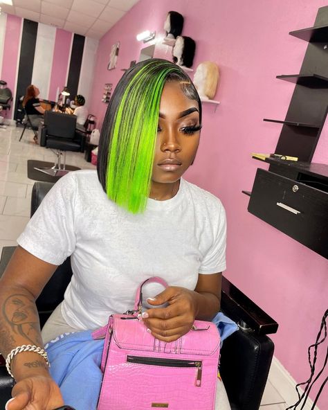 Green Bob Black Women, Blue Bob, Baddie Style, Black Bob, Bad Bad, Frontal Hairstyles, Yellow Hair, Middle Part, Hair Inspiration Color