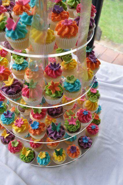 Fiesta Fundraiser Ideas, Bright Cupcakes, Mexican Baby Shower, Mexican Birthday Parties, Cupcakes Wedding, Mexican Party Decorations, Mexican Fiesta Party, Fiesta Birthday Party, Mexican Birthday