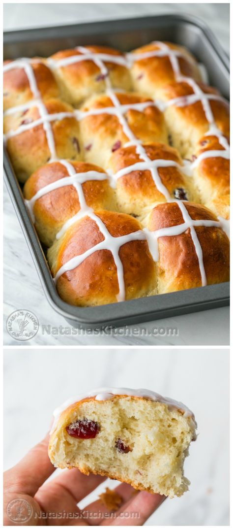 Hot Cross Buns Recipe. I loved how super fluffy these are! Great Easter tradition! @natashaskitchen Fruit Basket Cake Recipe, Cross Buns Recipe, Hot Cross Buns Recipe, Buns Recipe, Easter Bread, Easter Baking, Sweet Rolls, Hot Cross Buns, Bread Bun