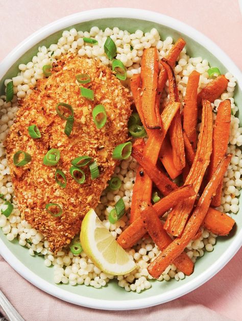 Chicken Hello Fresh Recipes, Hello Fresh Healthy Recipes, Chicken Recipes Hello Fresh, Chicken And Couscous, Copycat Hello Fresh Recipes, Hello Fresh Baked Chicken Recipes, Hellofresh Meals, Hello Fresh Chicken Recipes, Chicken And Couscous Recipes