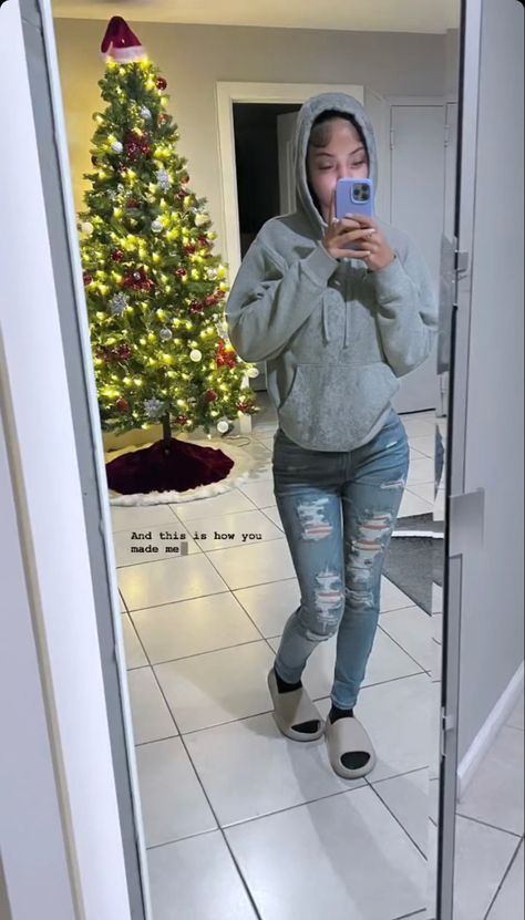 Vapor Max Outfit Women Ideas, Bummy Outfits With Crocs, Cool Grey Outfits, Back Go School Outfits, Fuzzy Slides Outfit, Racer Blue 5s Outfit, Outfits For The Winter, Baddie Winter Outfits Cold School, Pretty Little Things Outfits