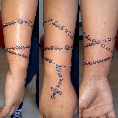 Memorial Finger Tattoo, Rosary Tattoo With Names, Chain Tattoos For Women, Rosary Tattoo For Women Arm, Rosary Tattoo Wrist, Bracelet Tattoos With Names, Rosary Tattoo On Hand, Memorial Tattoos Mom, Names Tattoo