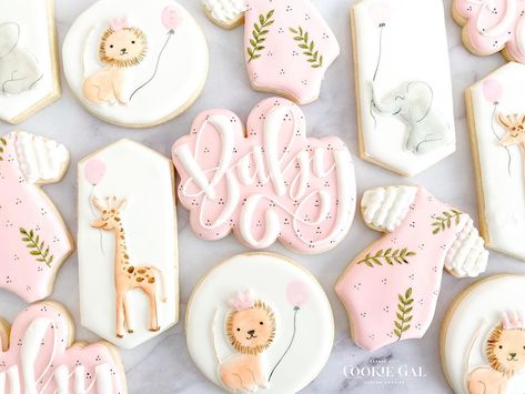 Mary Harness on Instagram: “As much as I love making tons of cookies for a bunch of you for presales, custom sets definitely have my heart 💕 . . #decoratedcookies…” Cheers Cookies, Champagne Cookies, Cheers Champagne, 26th Birthday, Baby Shower Cookies, Cookie Decorating, Sugar Cookies, Ontario, My Heart