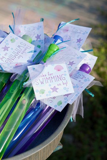 Lila Party, Mermaid Pool Parties, Ariel Birthday Party, Beachy Theme, Ariel Birthday, Birthday Traditions, Mermaid Theme Party, Sea Birthday Party, Mermaid Parties