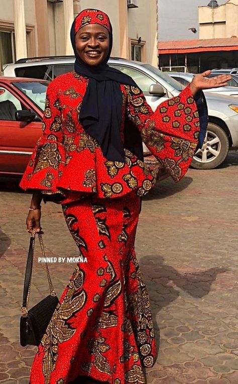 ANKARA GOWNS DRESS FOR YOUR ESSENTIAL EVENTS Modele Wax, Peplum Top And Skirt, Tall Plus Size, Nigerian Fashion Designers, African Traditional Wedding Dress, African Fabric Dress, Ankara Gowns, African Fashion Skirts, Mode Turban