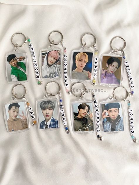 Ateez Freebies Ideas, Concert Freebies Kpop Ideas, Ateez Keychain, Key Kpop, Ateez Freebies, Baekhyun Candy, Freebies Ideas, Photo Keychains, Photo Chain