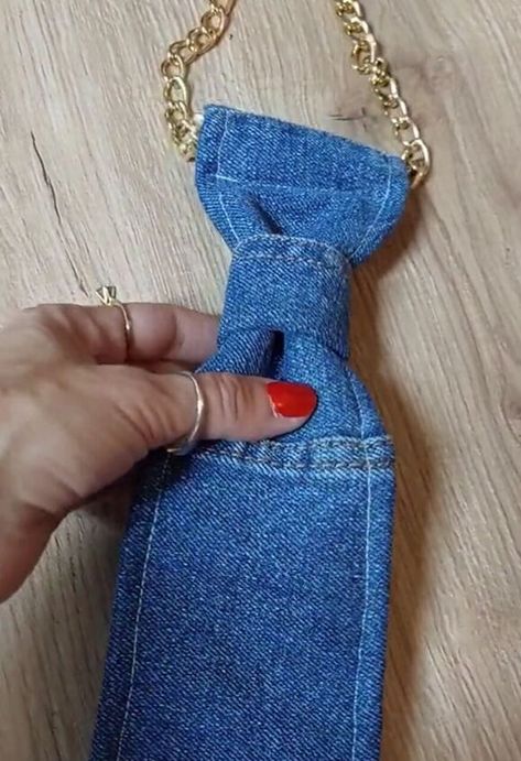 Denim And Bling Outfits, Denim Scraps Ideas, 49ers Cake, Diy Necktie Projects, Jeans Closet, Denim Scarf, Tie Jewelry, Cut Shirt Designs, Bling Jacket