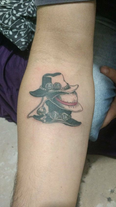 Ace Sabo Luffy Tattoo Ideas, One Piece Hat Tattoo, One Piece Ship Tattoo, Small One Piece Tattoo, Ace Tattoo One Piece, Word Tattoo Ideas, Ace Luffy, Ace Tattoo, Hat Tattoo