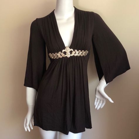 70s Closet, Tunic Tops Outfit, Witch Clothes, Sky Dark, Sky Brown, Brown Tunic, Estilo Hippy, Boho Tunic Tops, Estilo Hippie